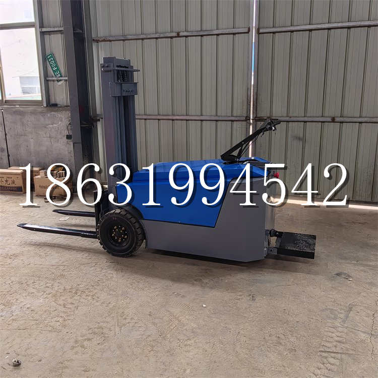 运城市全电动叉车插腿式堆高车液压装卸车1.5吨升高小型站驾式铲车